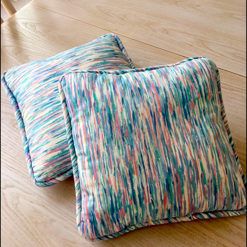 Two Throw pillows 14x14 inch pastel colors